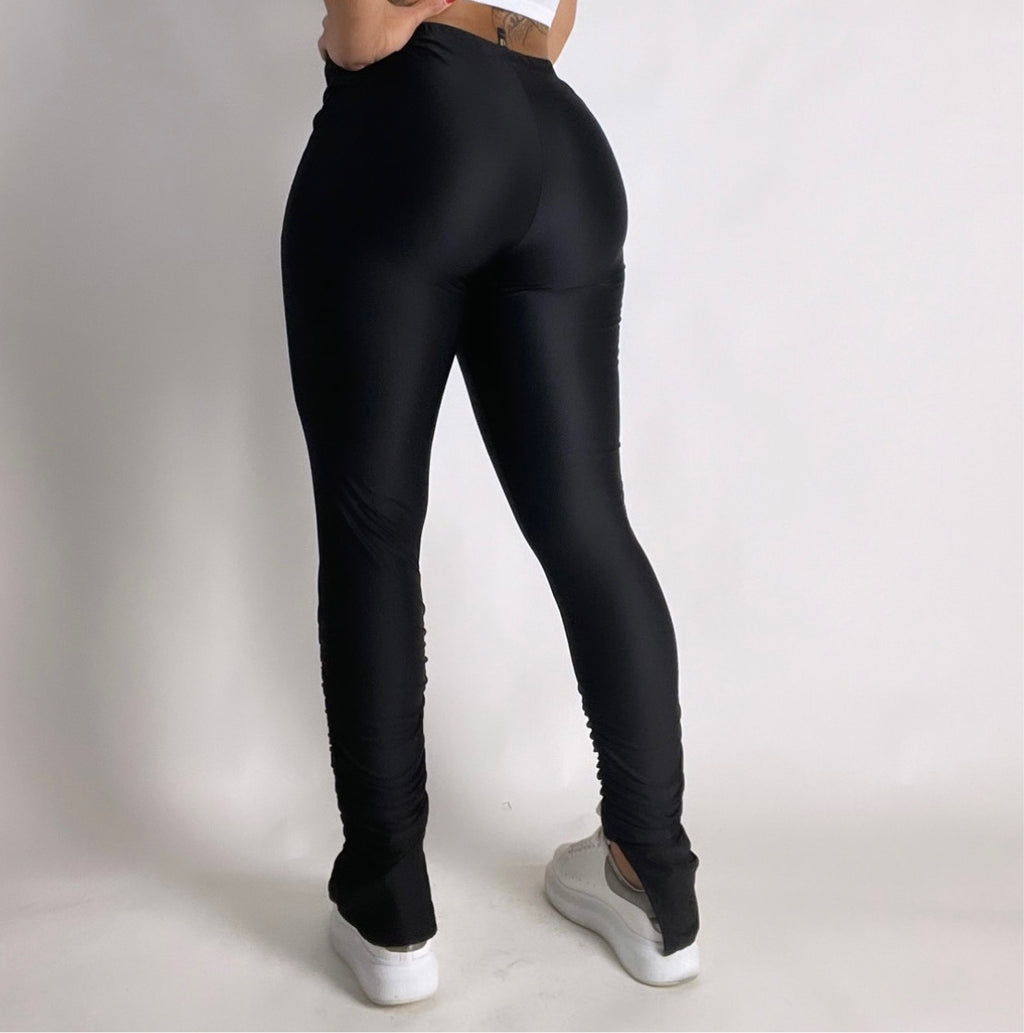Black stacked leggings